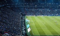 2026世界杯纪念邮票今日开启全球限量预售，吸引数万集邮爱好者。
