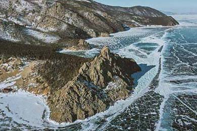 AC米兰球员皮亚尼奇在联赛中展现出色发挥，皮亚尼奇助攻c罗贴地斩